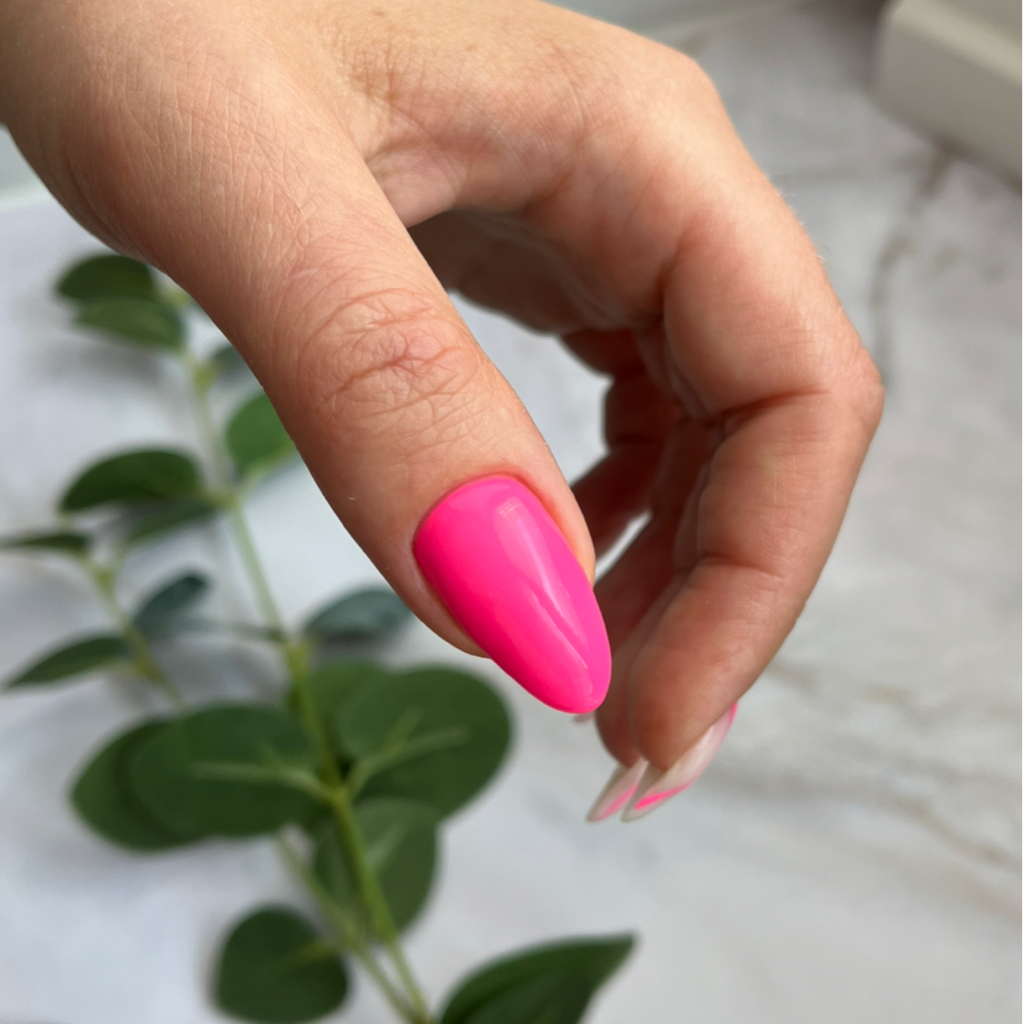 Маникюр + однотонное покрытие гель лаком