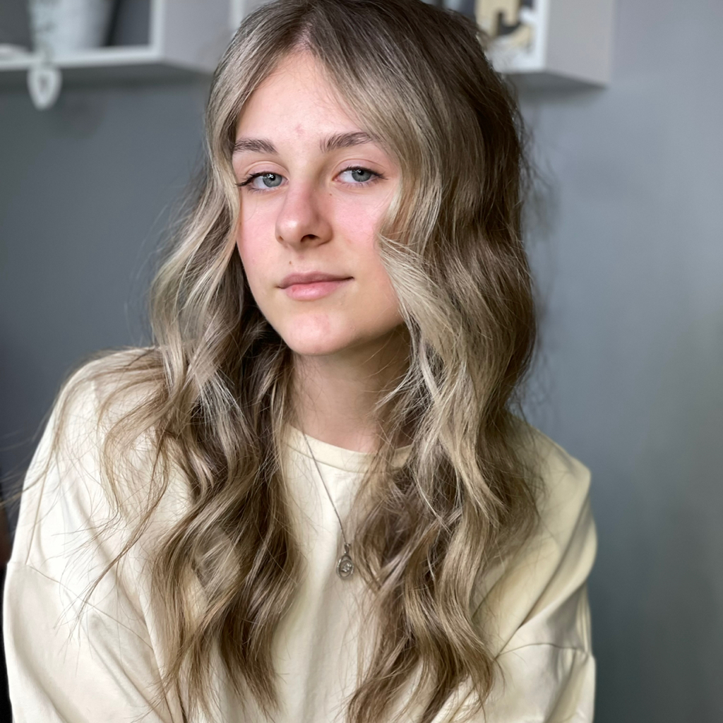 Техника Контуринг (длина ниже лопаток)