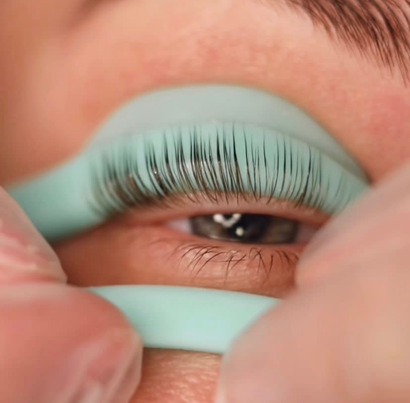 Ламинирование нижних ресниц