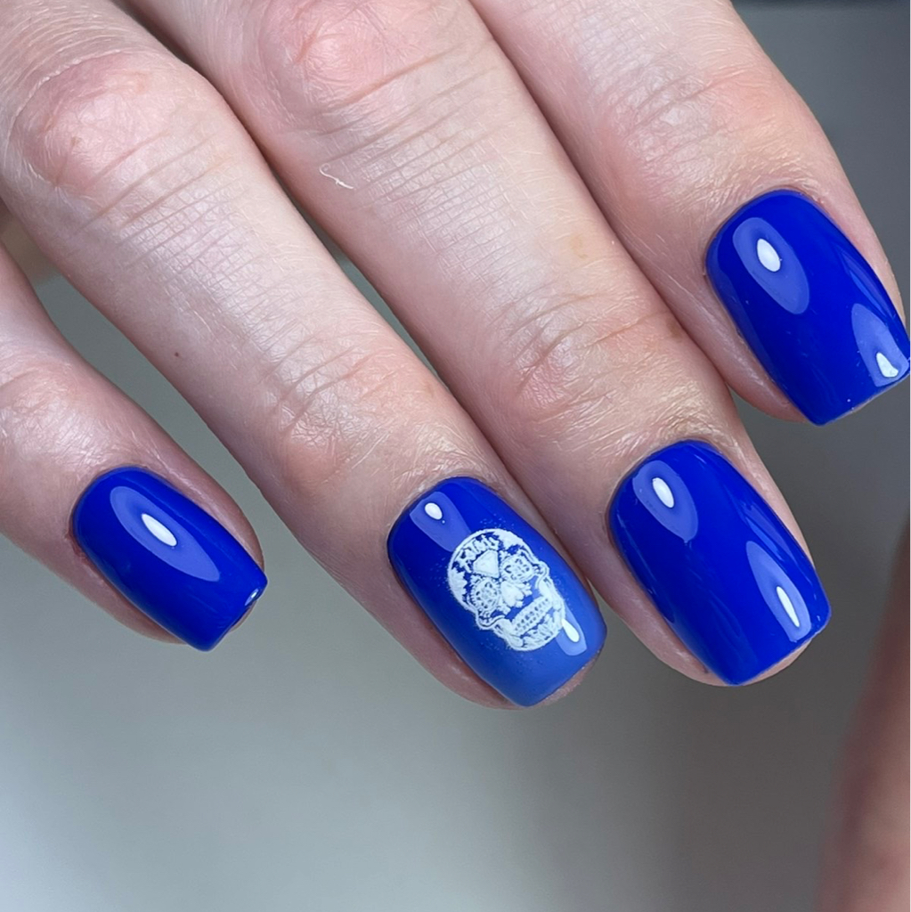 Маникюр +корекция наращивания/ Manicure + gel correction