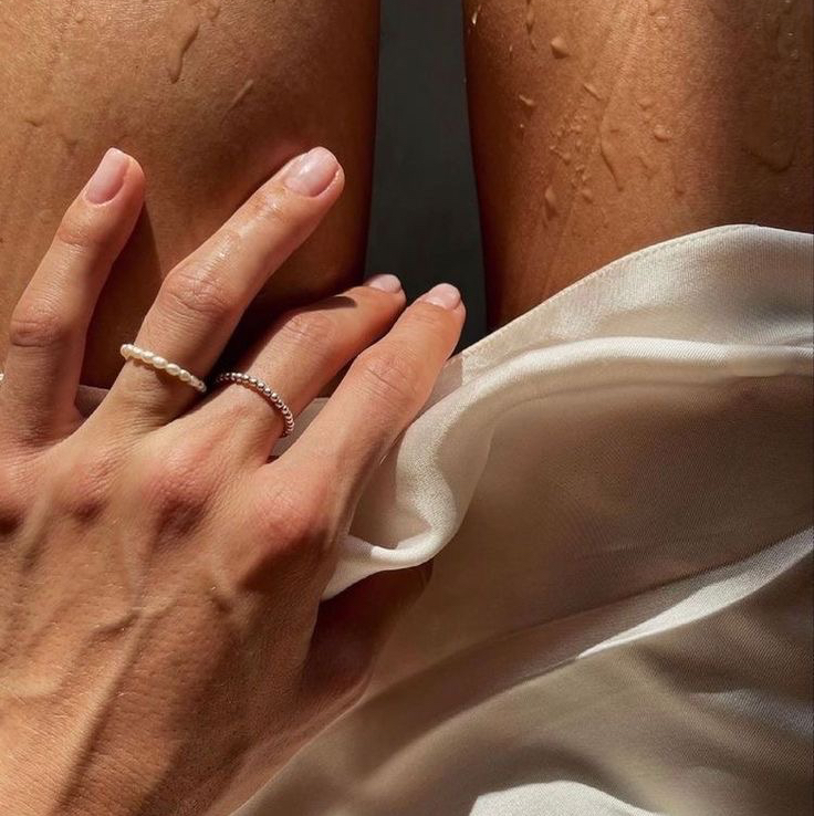 Глубокое бикини Шугаринг