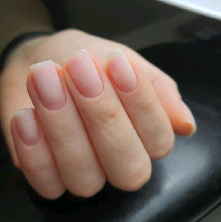 Маникюр без покрытия