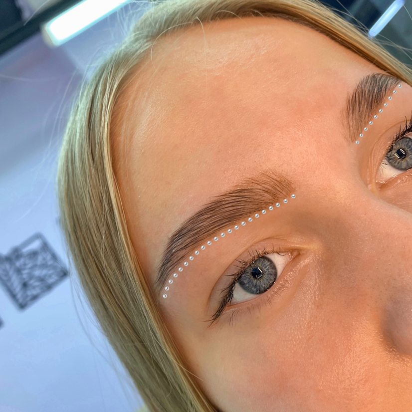 Ламинирование бровей