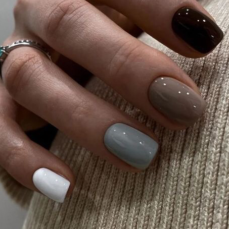 Маникюр с однотонным покрытием