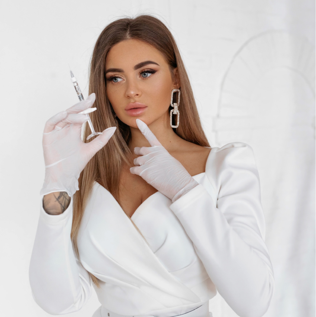 Полина