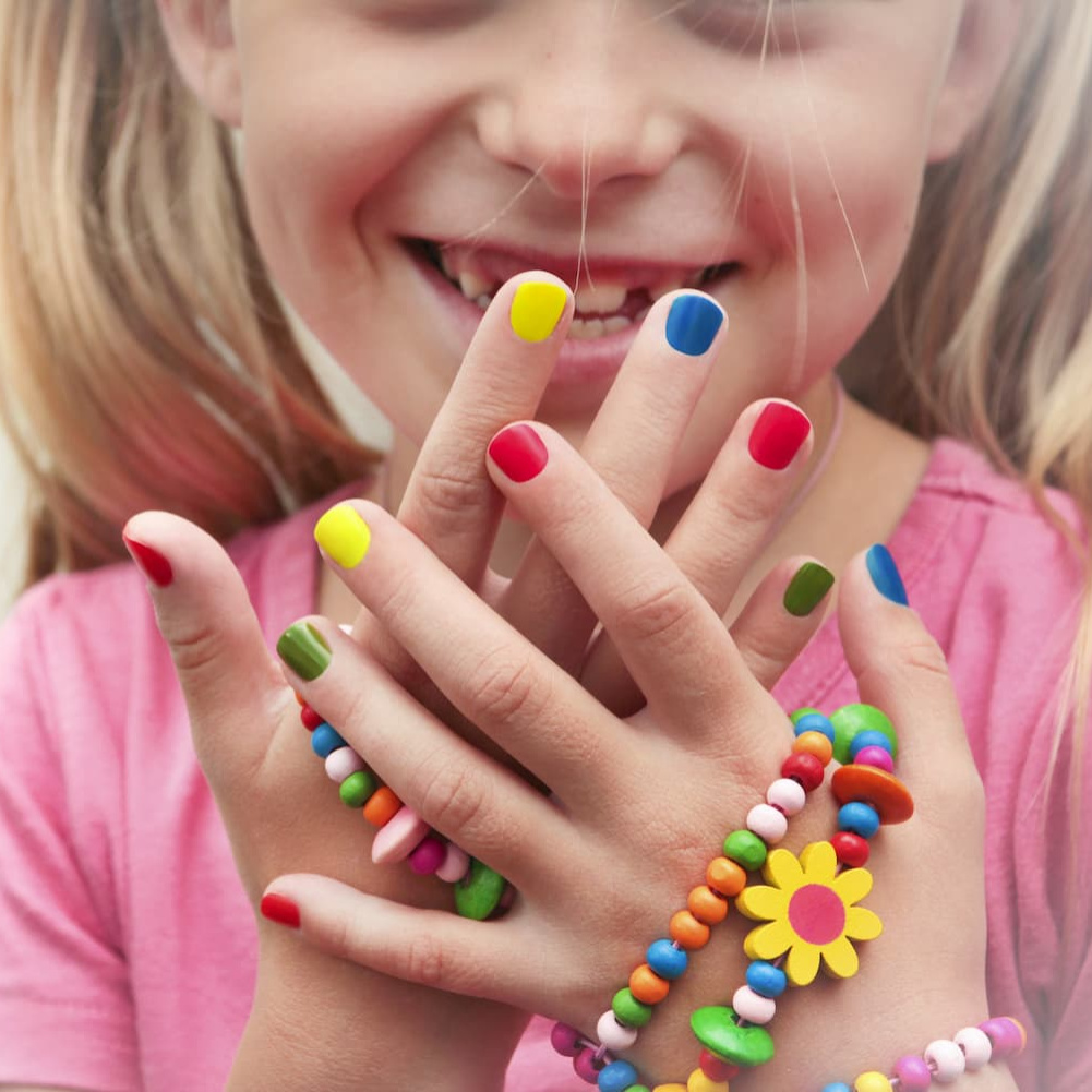 Детский маникюр