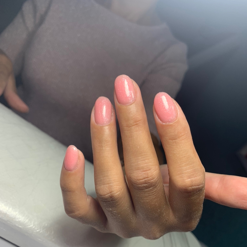 Маникюр с покрытием гель-лак