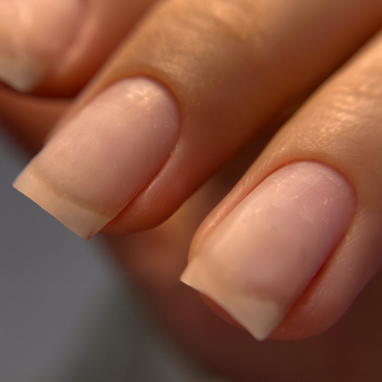 Маникюр без покрытия