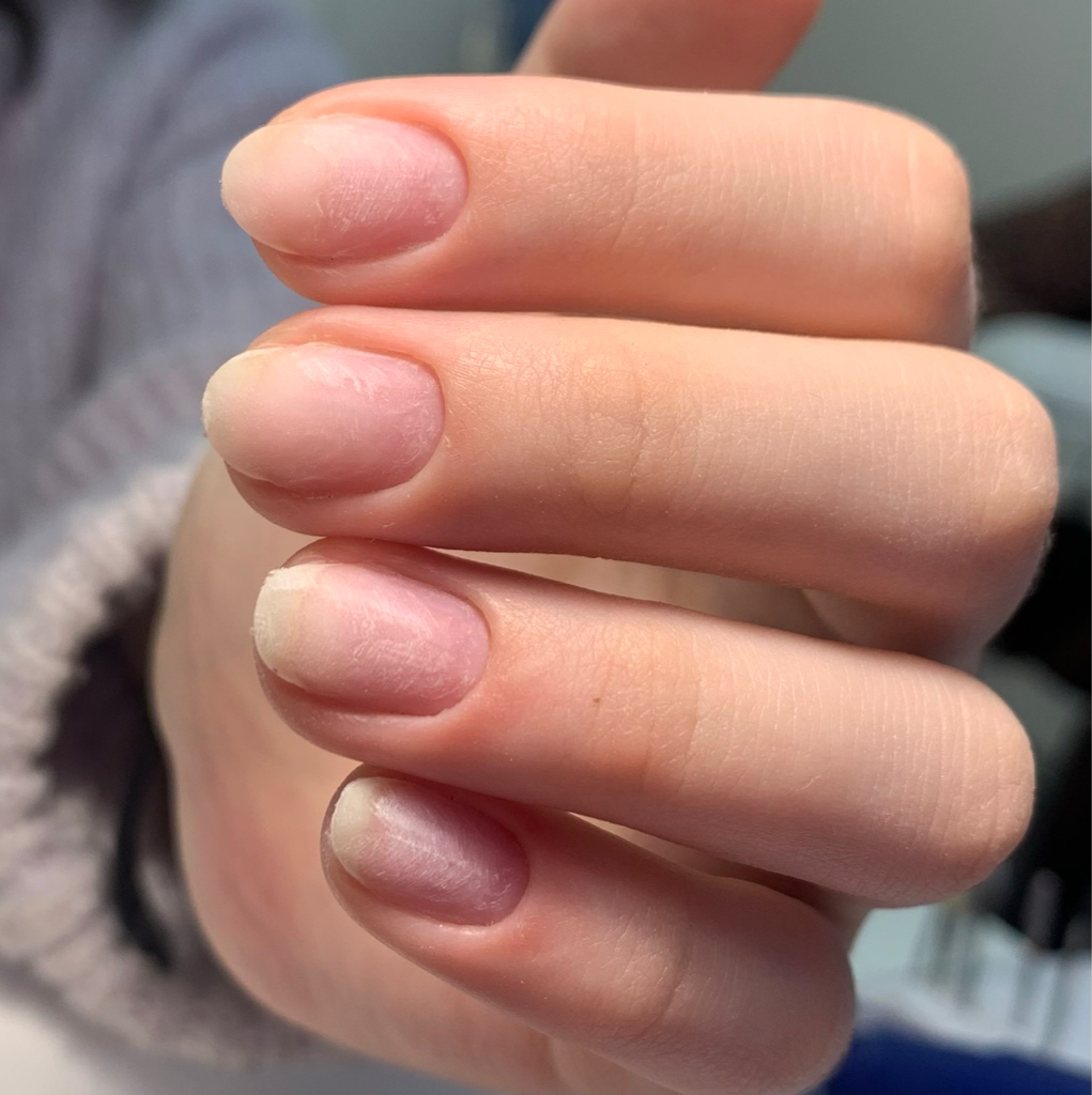 Маникюр без покрытия