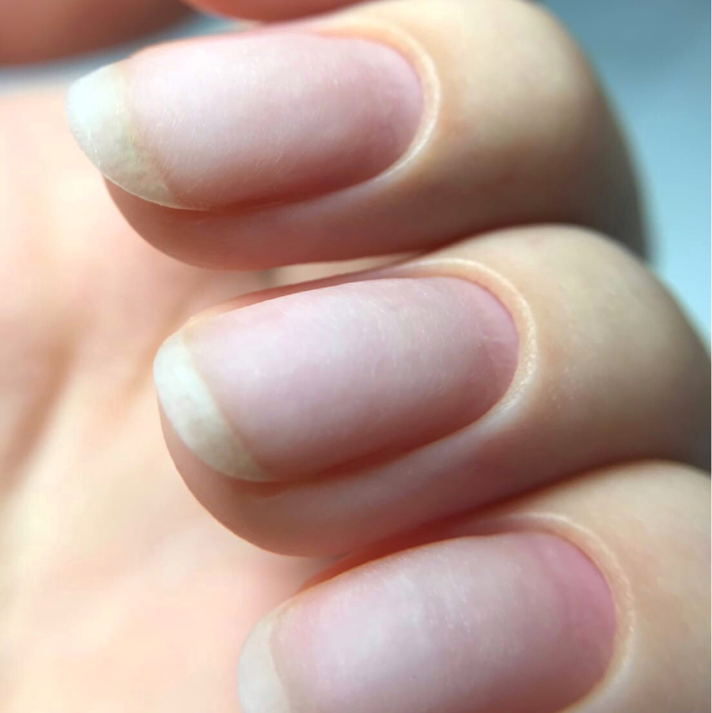 Маникюр без покрытия