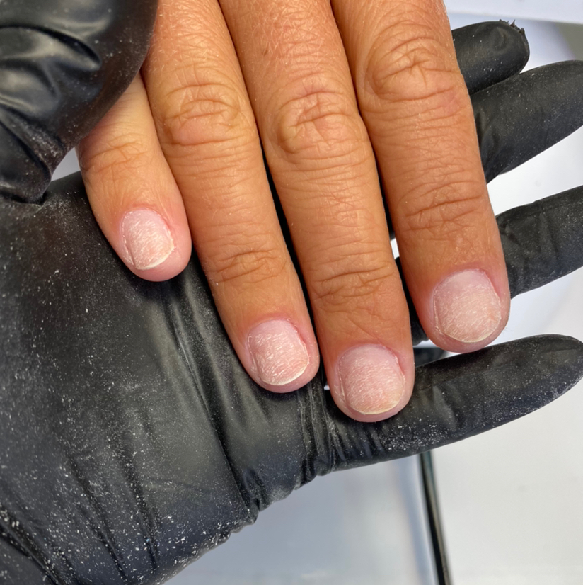 Снятие гель-лака