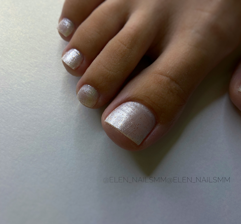 Педикюр лак