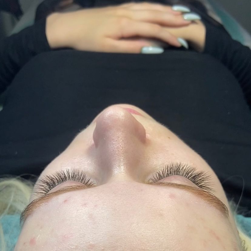 Наращивание ресниц классика