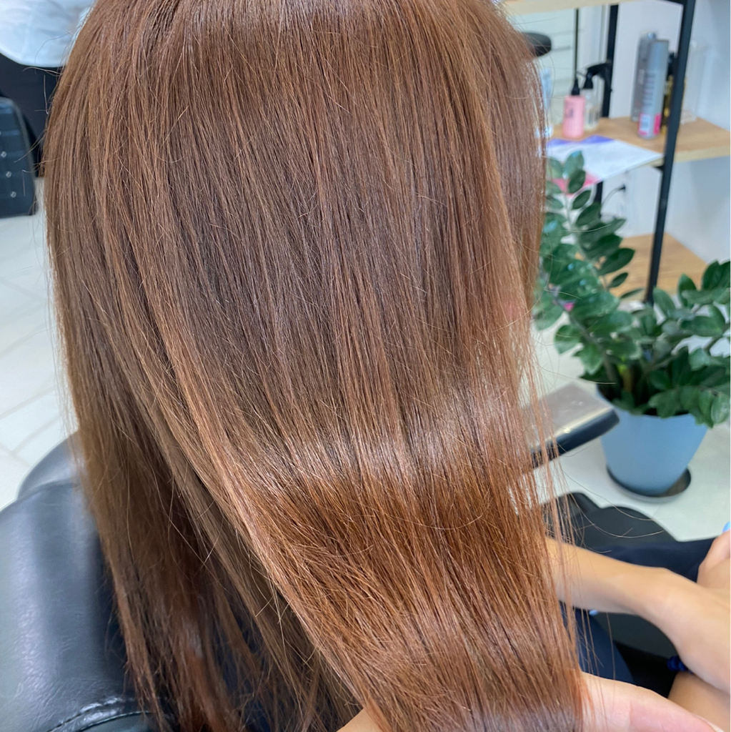 Окрашивание в один тон на короткие волосы