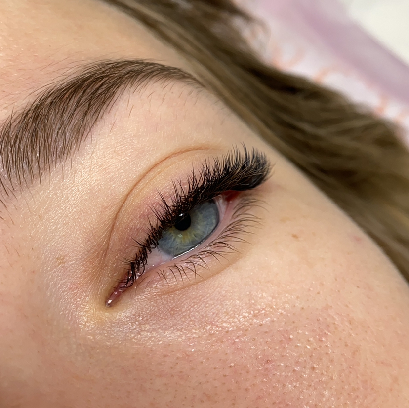 Наращивание ресниц 2d