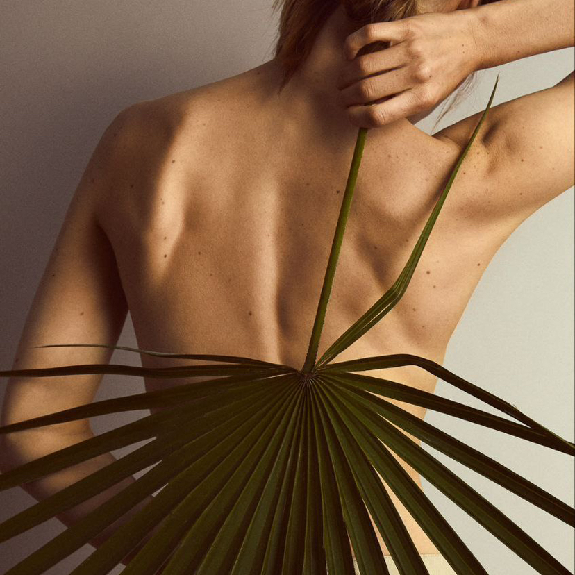 Массаж шейно-воротниковой зоны