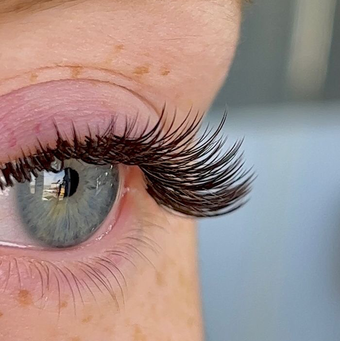 Наращивание ресниц 2D