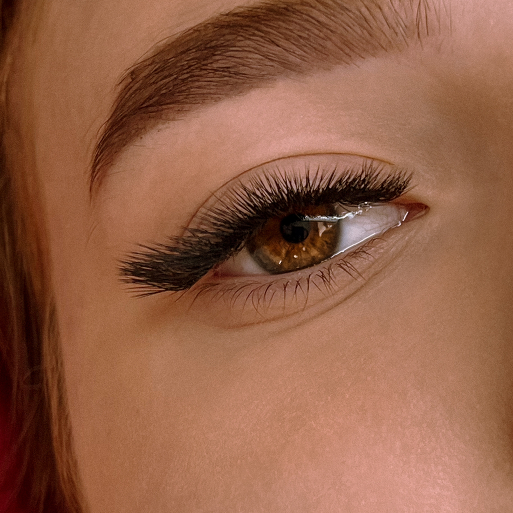Наращивание ресниц 4-6D