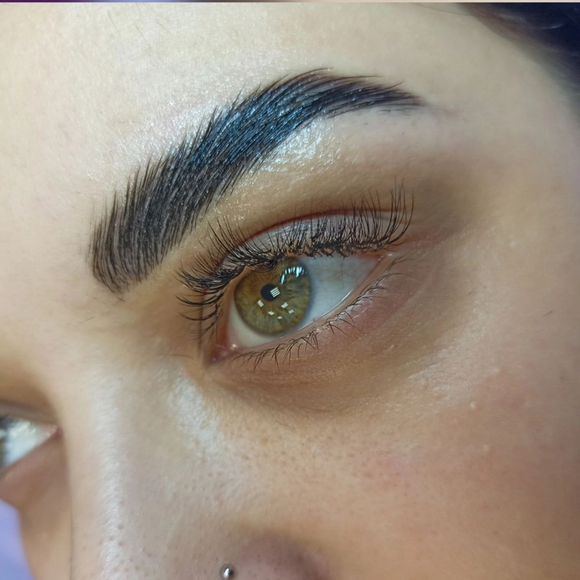 Корекция и окрашивание бровей (пинцет)