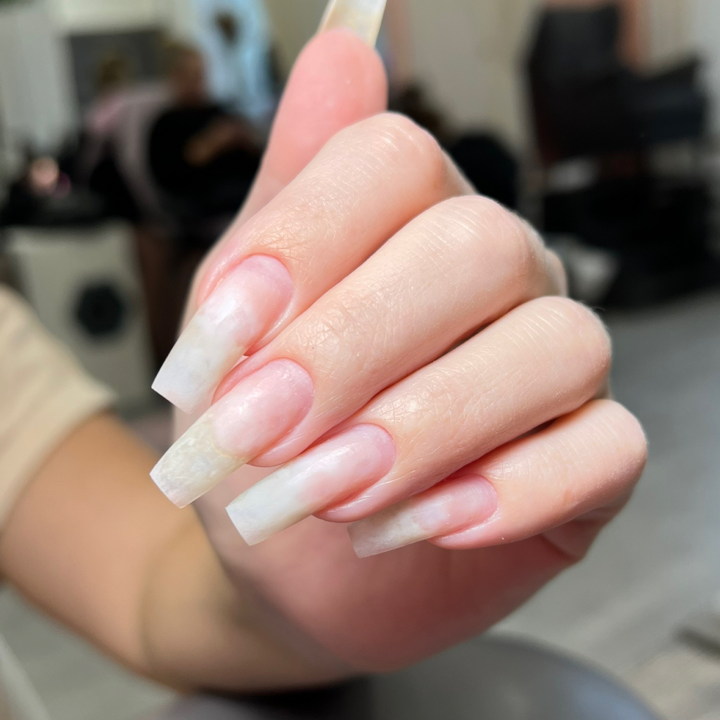 Маникюр без покрытия