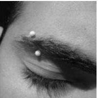 Пирсинг брови 18+ Без стоимости украшения.