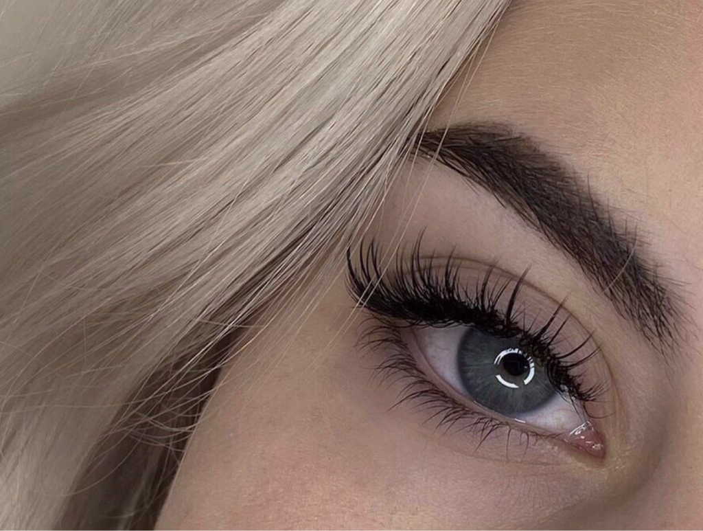 Наращивание ресниц (1,5D)