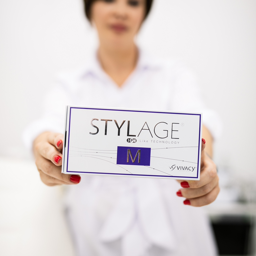 Контурная пластика губ