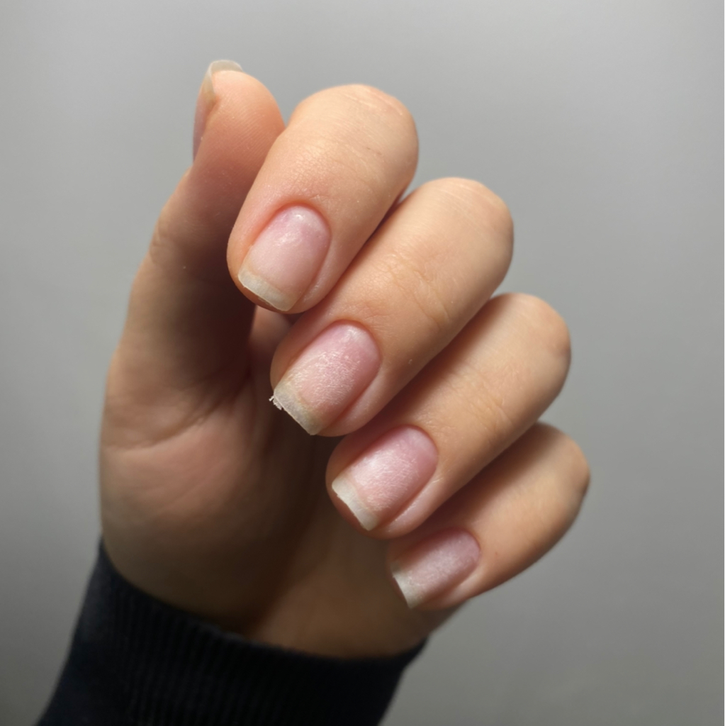 Маникюр без покрытия