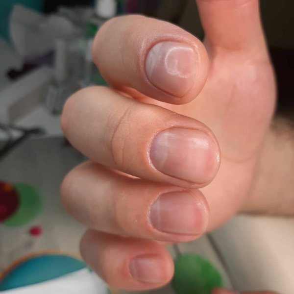 Мужской гигиенический маникюр