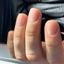 Женский гигиенический маникюр