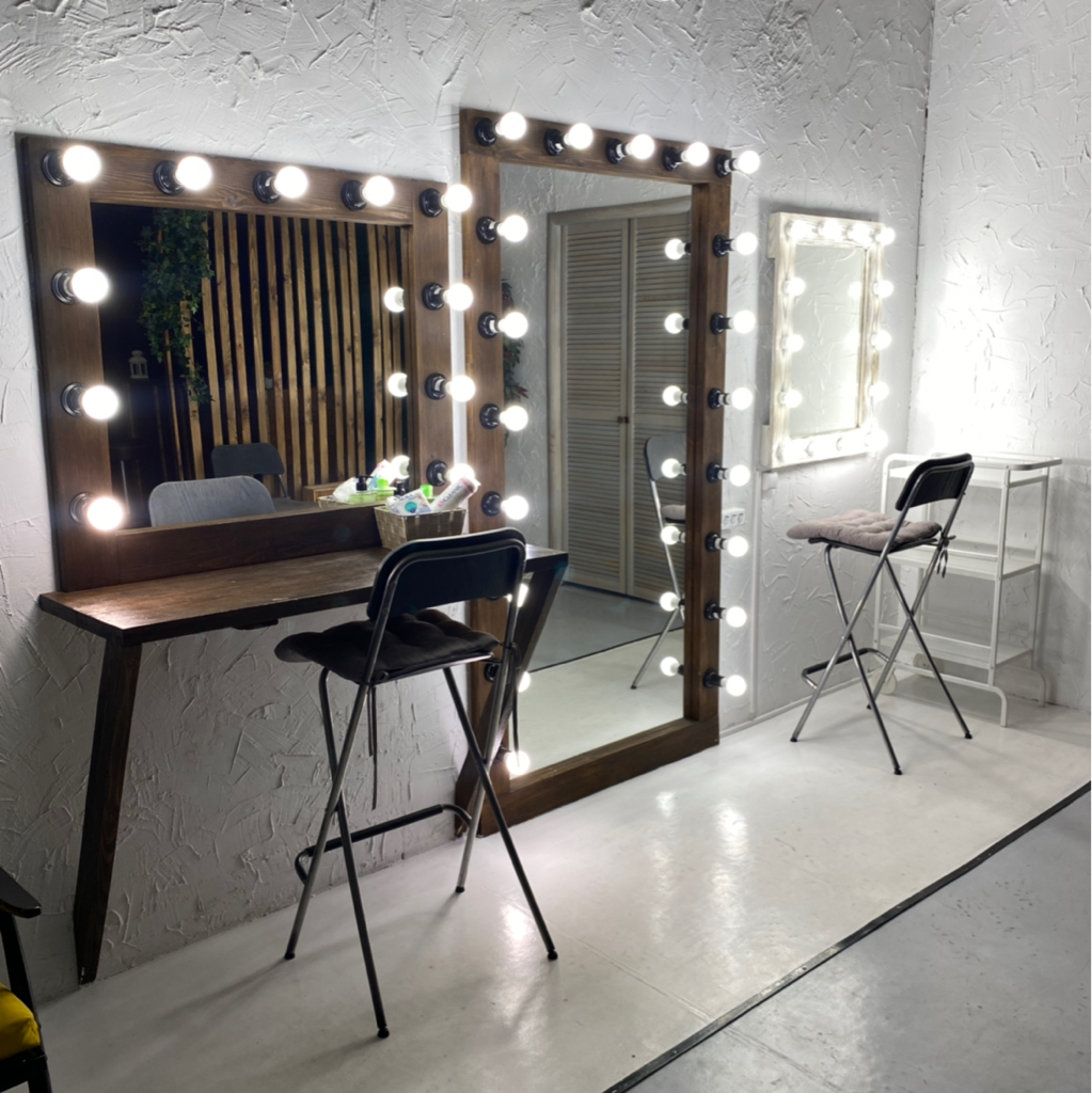 Аренда 2го часа гримерного места