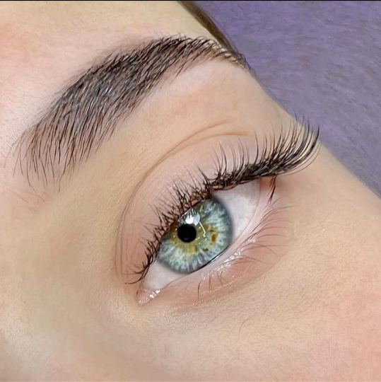 Наращивание ресниц Классика