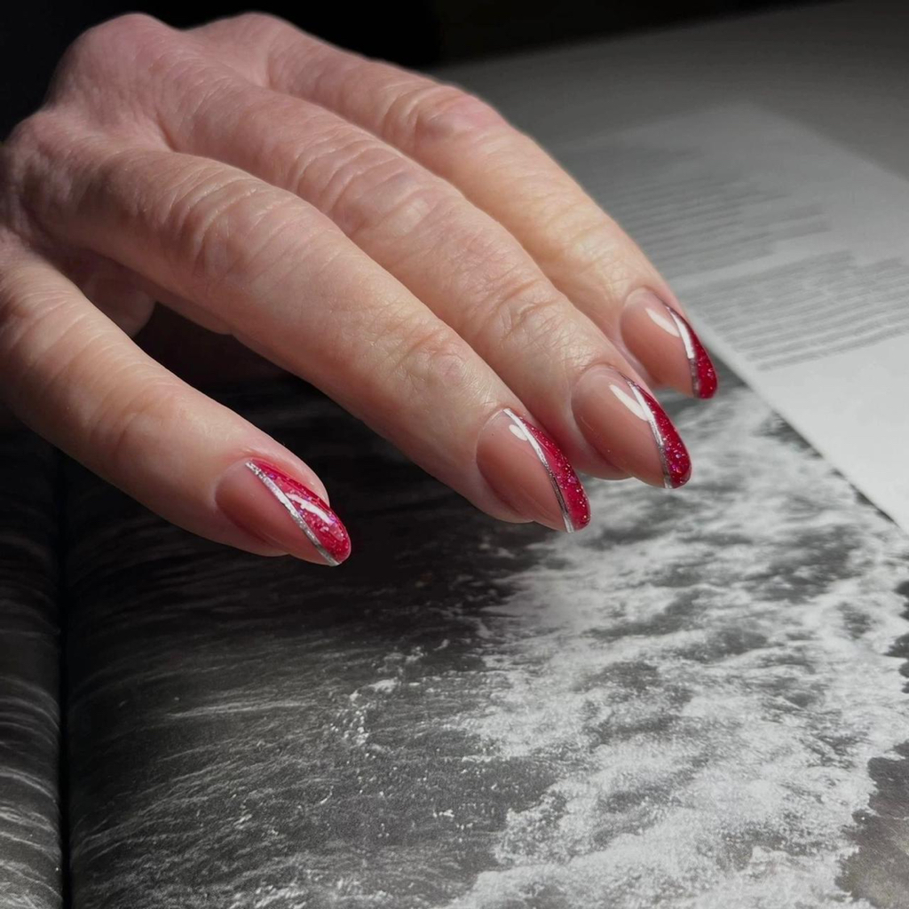 Наращивание ногтей