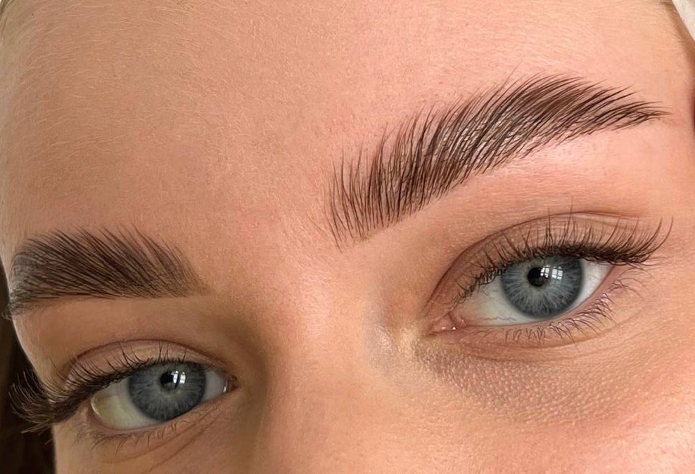 Ламинирование ресниц + долговременная укладка бровей
