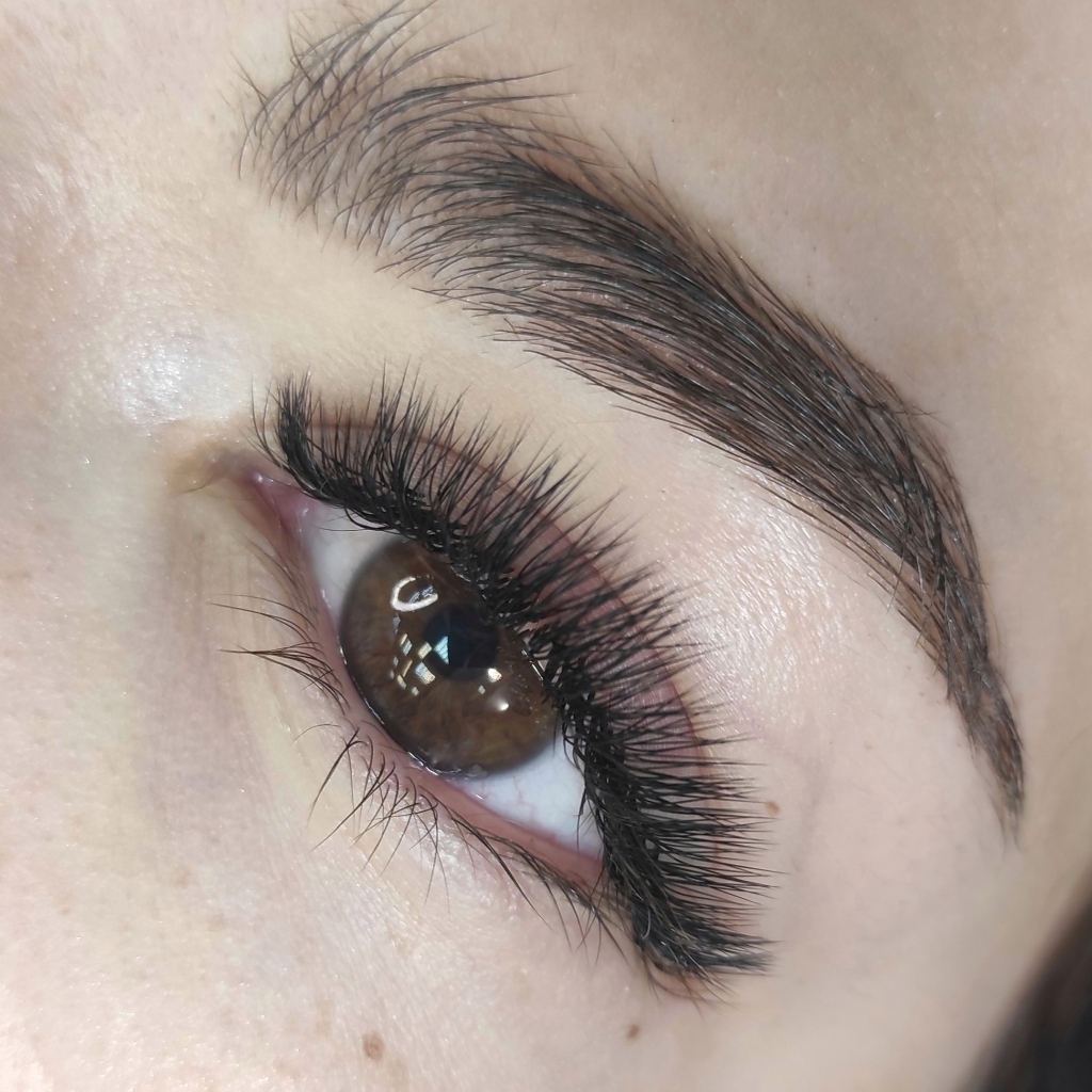 Наращивание ресниц 1D