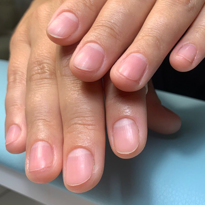 Пилочный маникюр