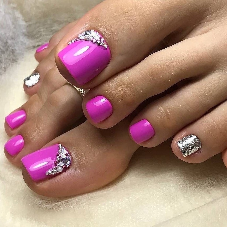 педикюр мини ( обработка пальчиков с покрытием  )