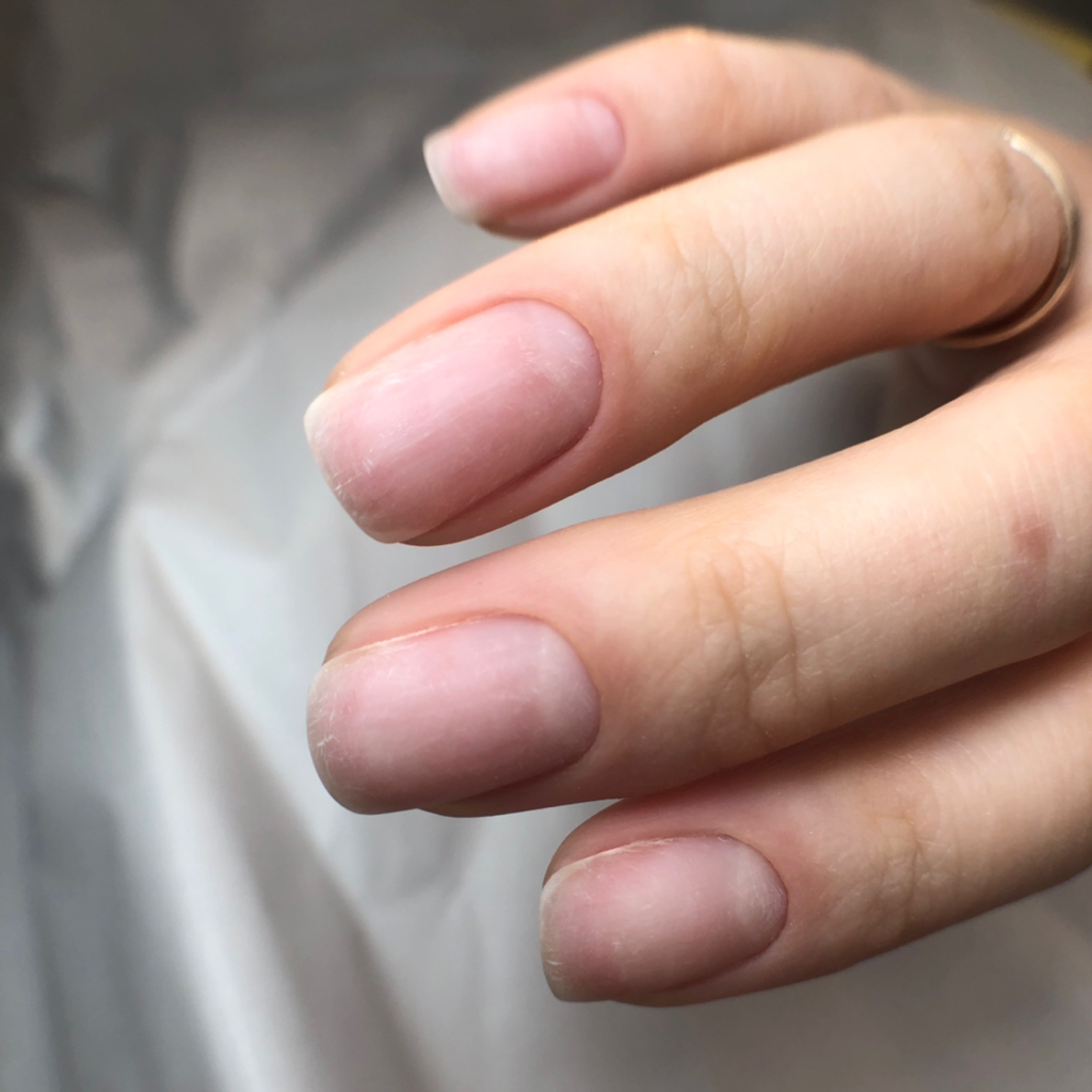 Маникюр без покрытия со снятием гель-лака