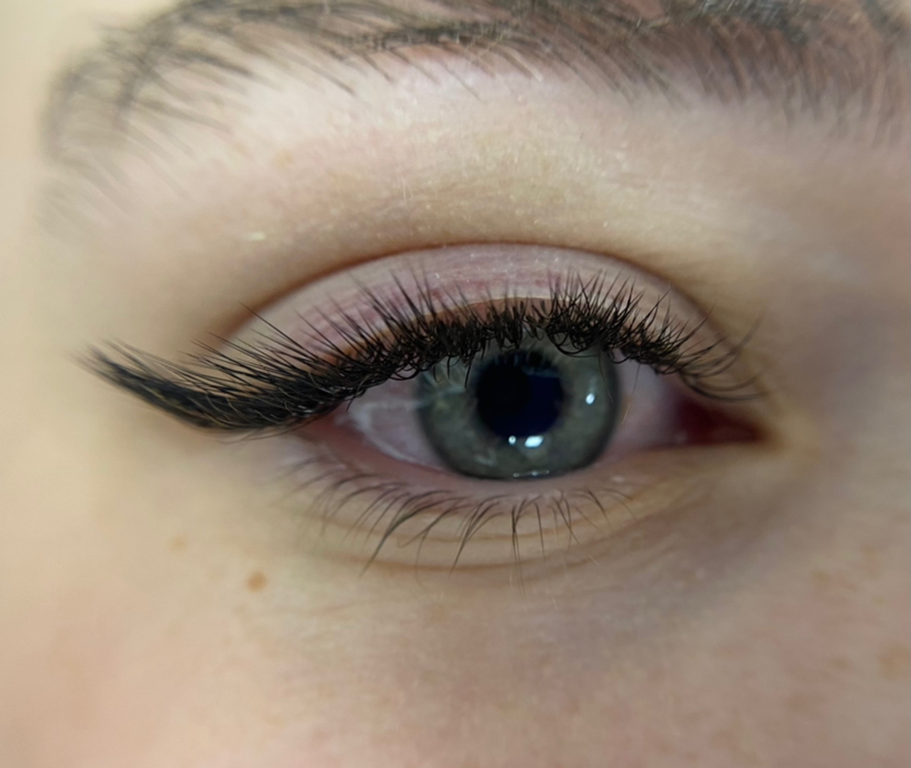 Наращивание ресниц 1,5д