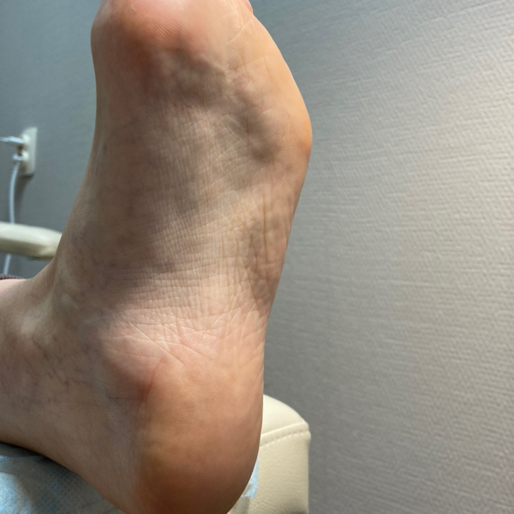 Экспресс педикюр(стопа,пальчики) без дальнейшего покрытия