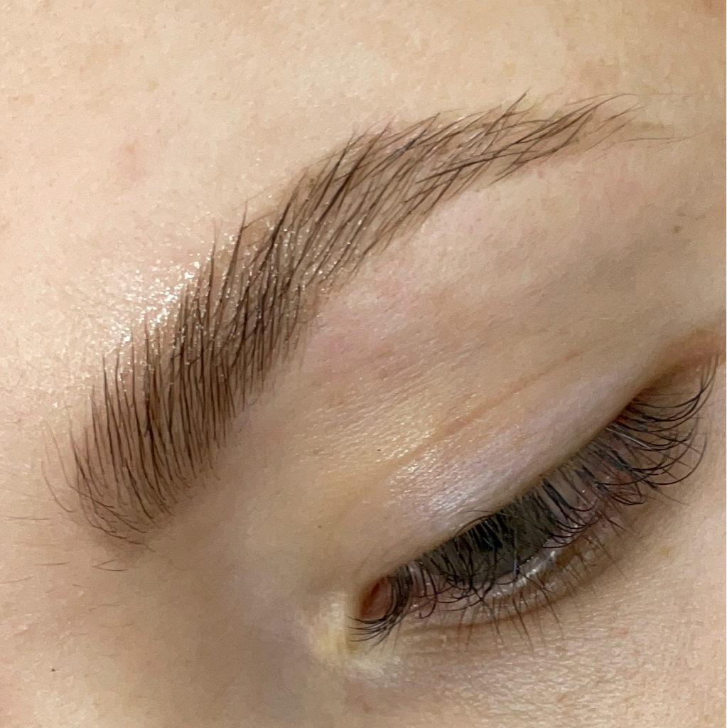 Протеиновое восстановление бровей