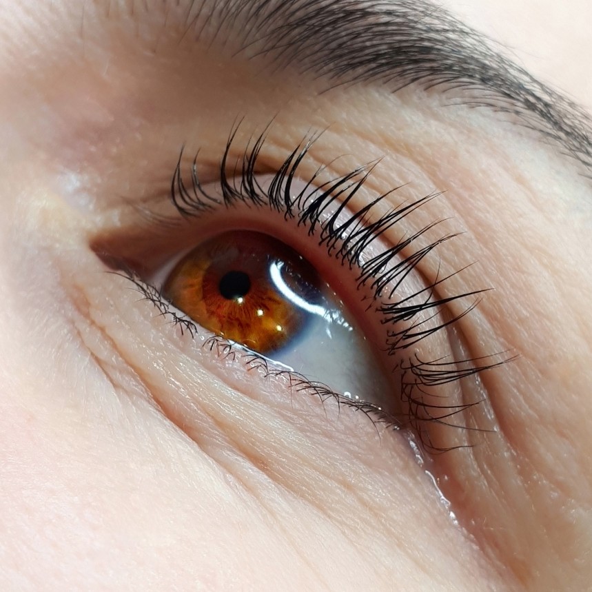 ЛАМИНИРОВАНИЕ ресниц