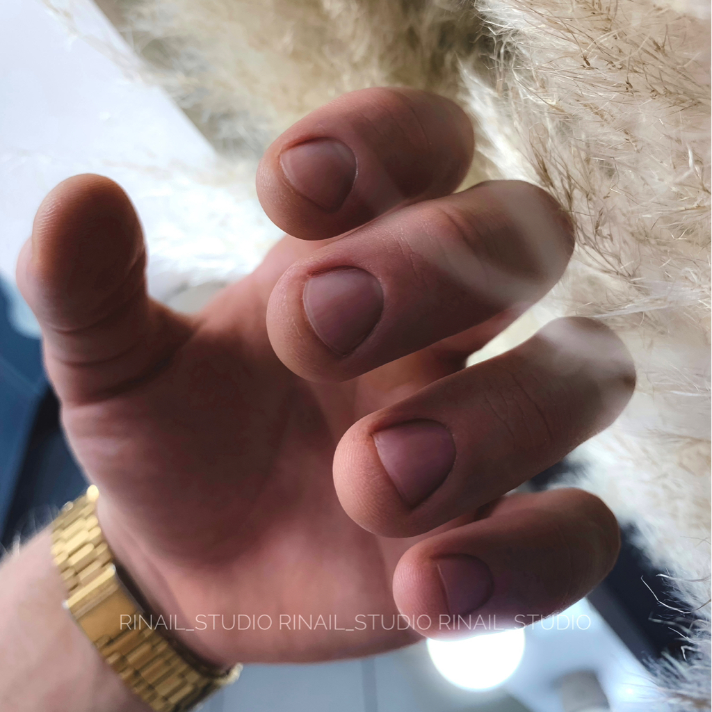 Мужской маникюр без покрытия