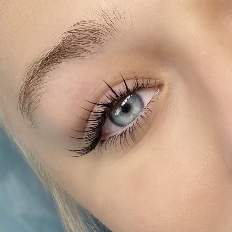 LED наращивание нижних ресниц