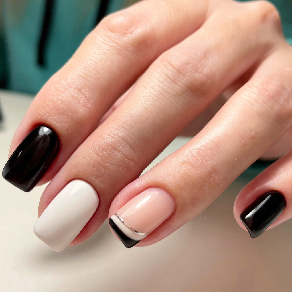 Маникюр+гель-лак без дизайна или легкий дизайн