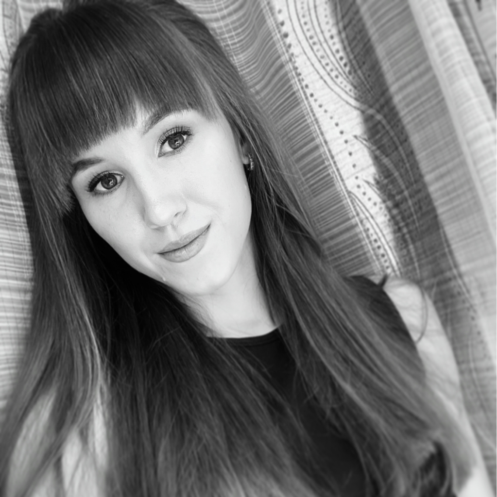 Жукова Елена