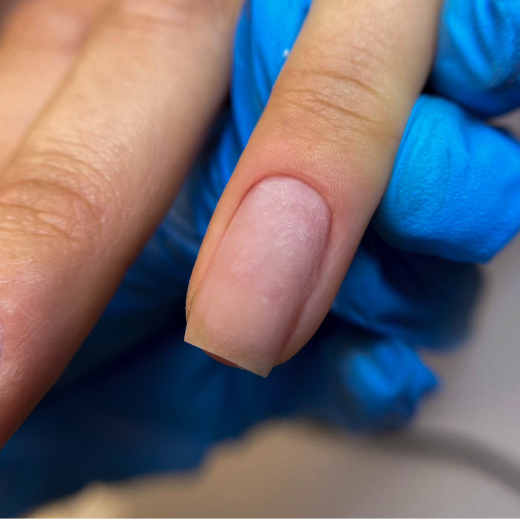 Комбинированный маникюр без покрытия