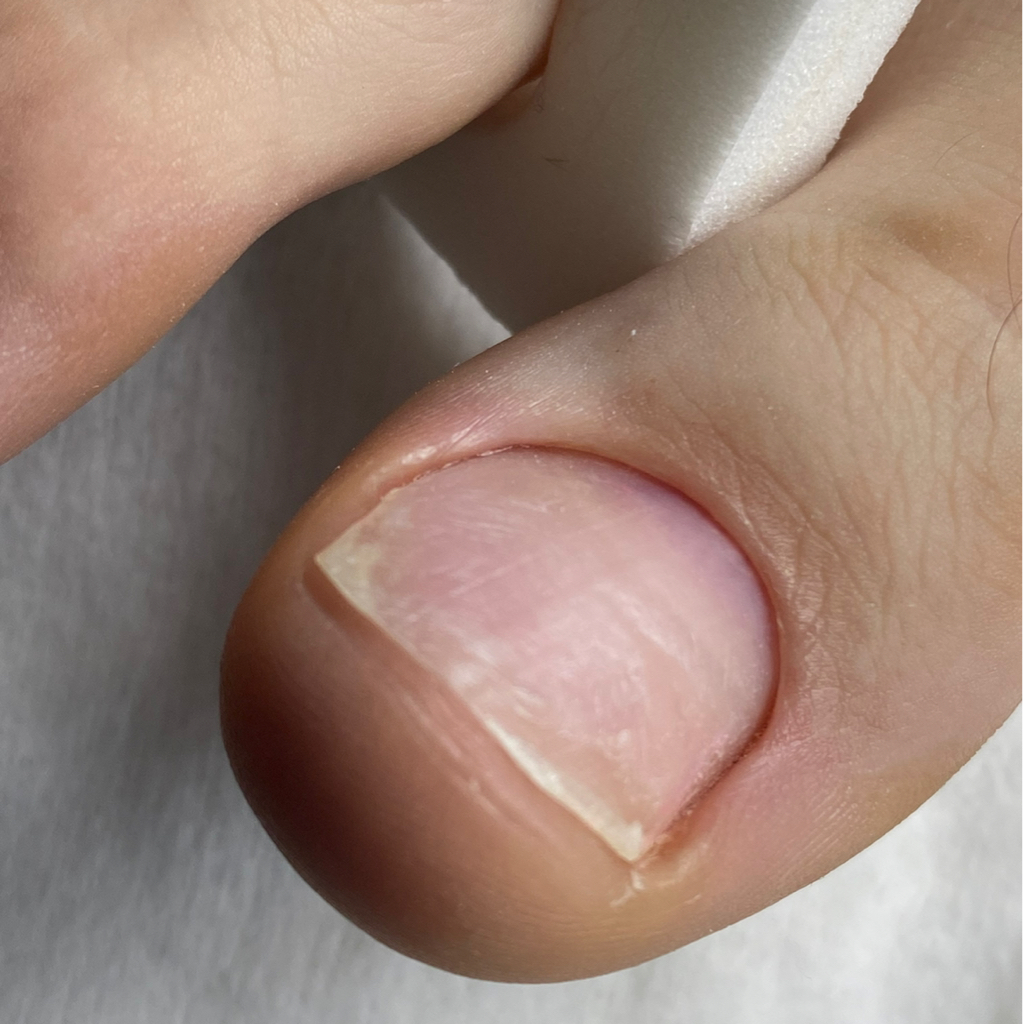 Аппаратный педикюр без покрытия(с полной обработкой стопы)