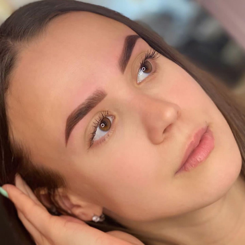 Моделирование бровей хной/краской