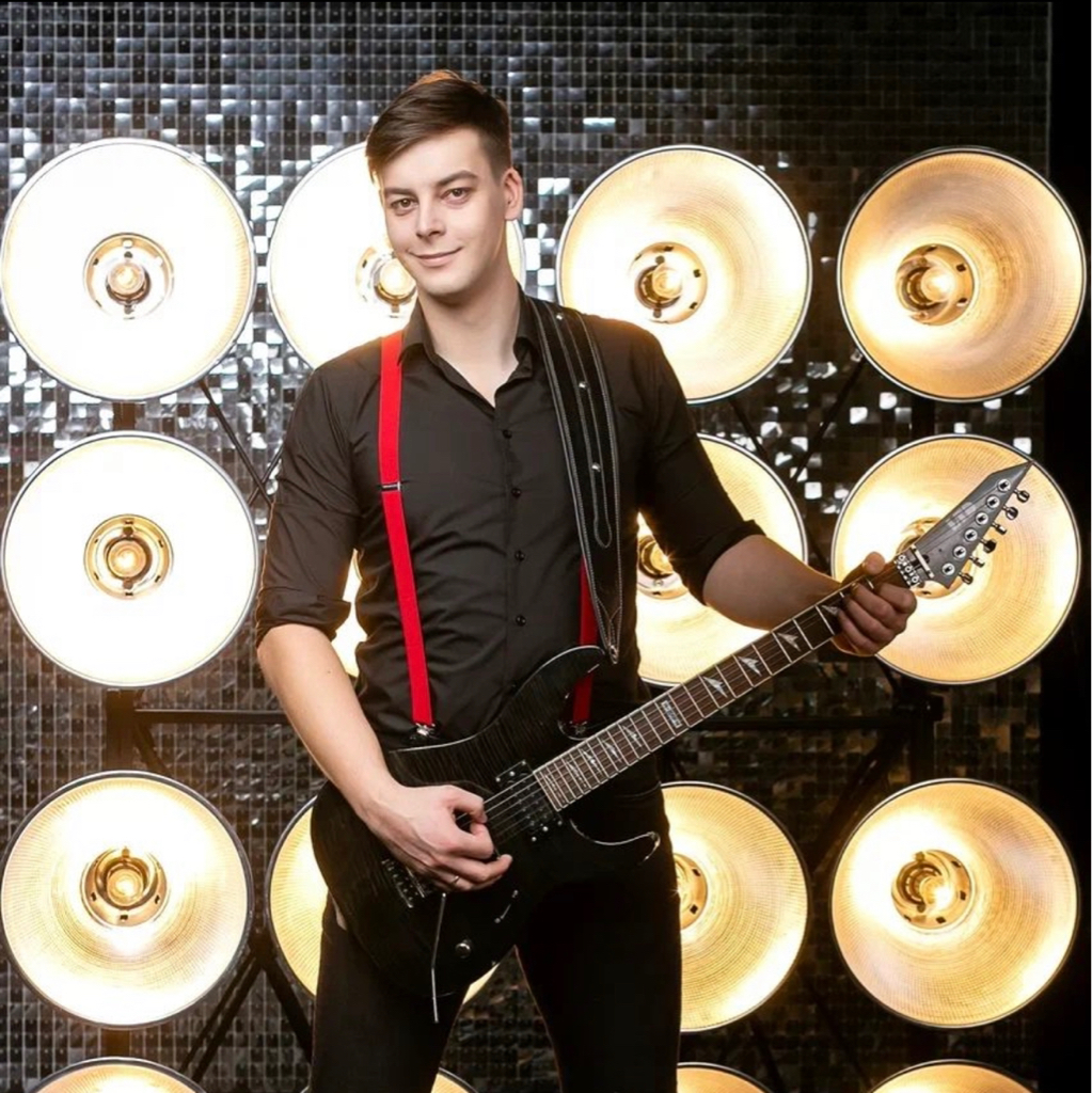 Гребёнкин Денис